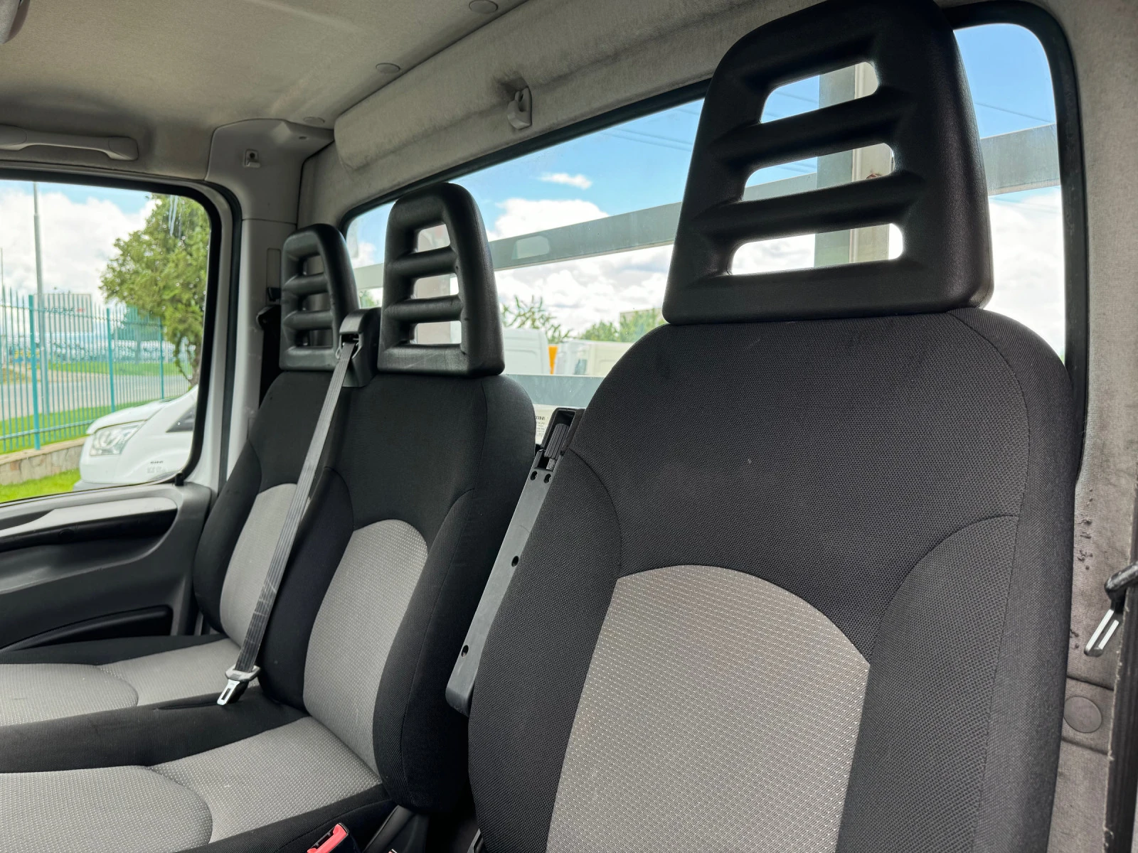 Iveco Daily 3.0HPI* 35c21* Климатик - изображение 6