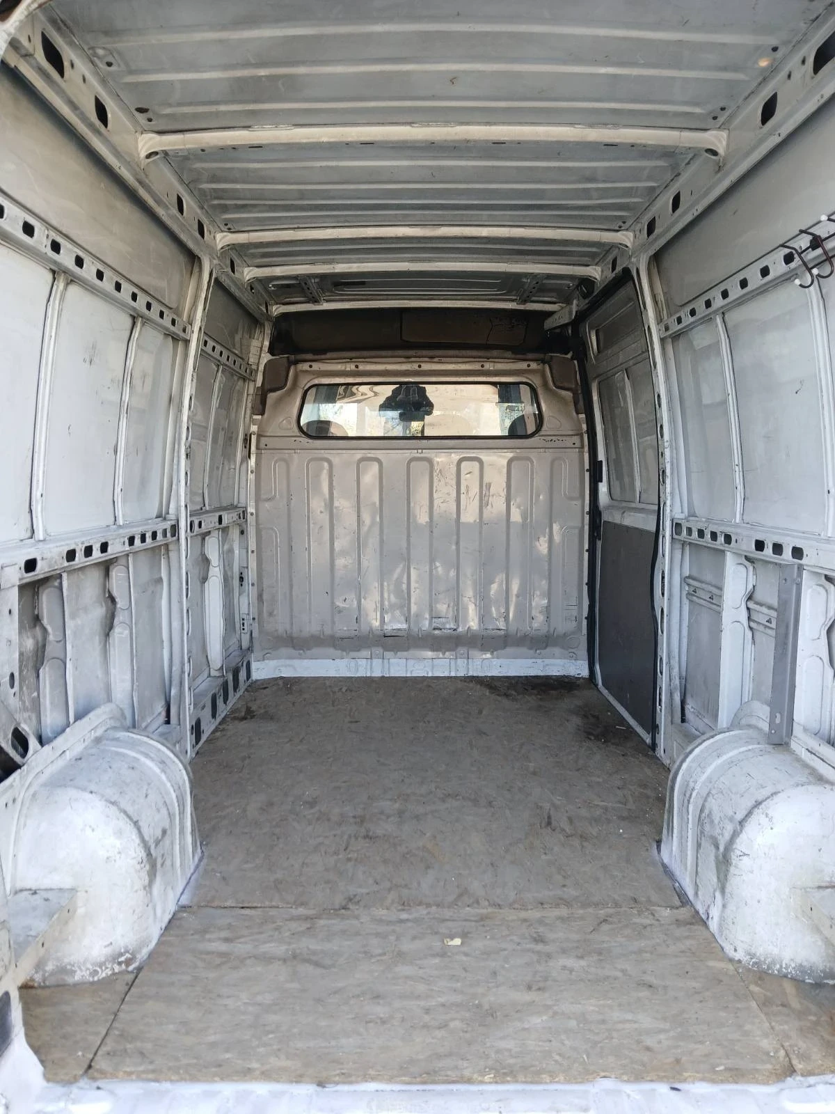 Renault Master 2.2dci - изображение 7