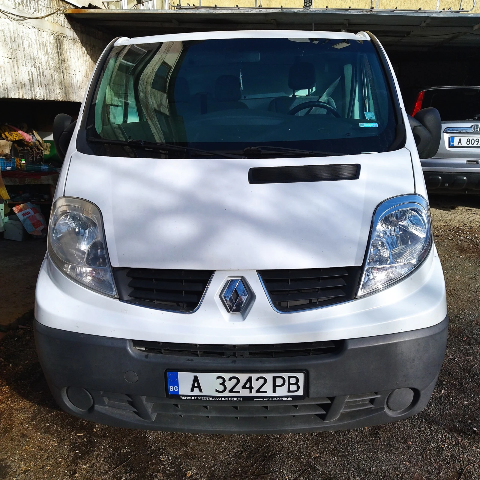 Renault Trafic 2.0, снимка 2 - Бусове и автобуси - 54398982