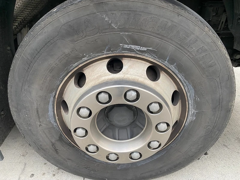 Volvo Fh 500 5-броя, снимка 17 - Камиони - 52667896