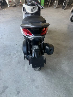 Piaggio Beverly S-300 HPE, ABS, TCS-2024г, снимка 6