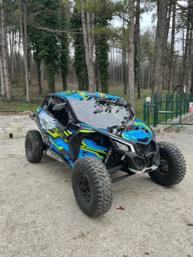 Can-Am Maverick X3 XRS TURBO R 72 