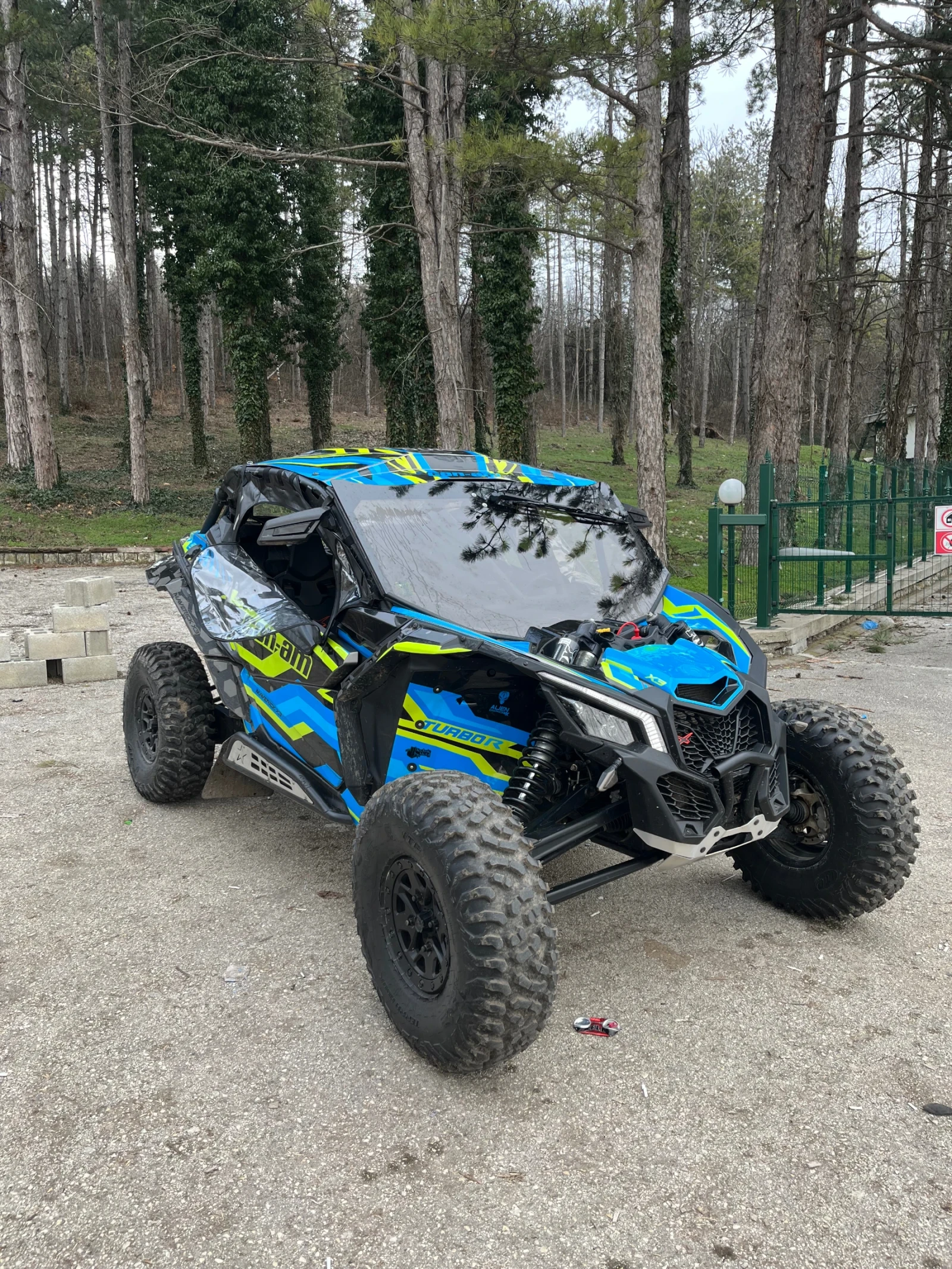 Can-Am Maverick X3 XRS TURBO R 72 