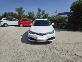 Toyota Auris 1.4 D4D-Facelift , снимка 2
