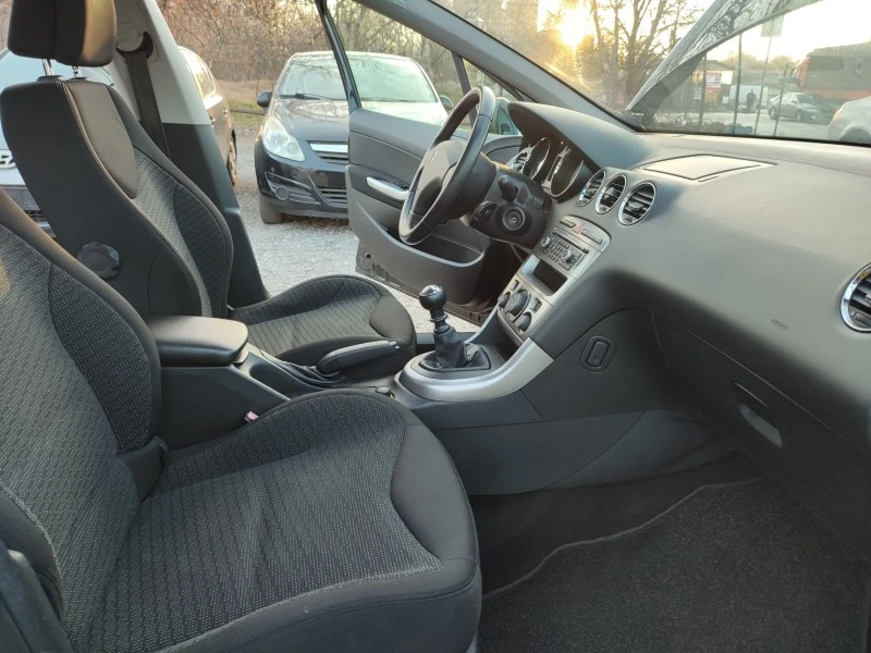 Peugeot 308 1.6i, снимка 9 - Автомобили и джипове - 39710134