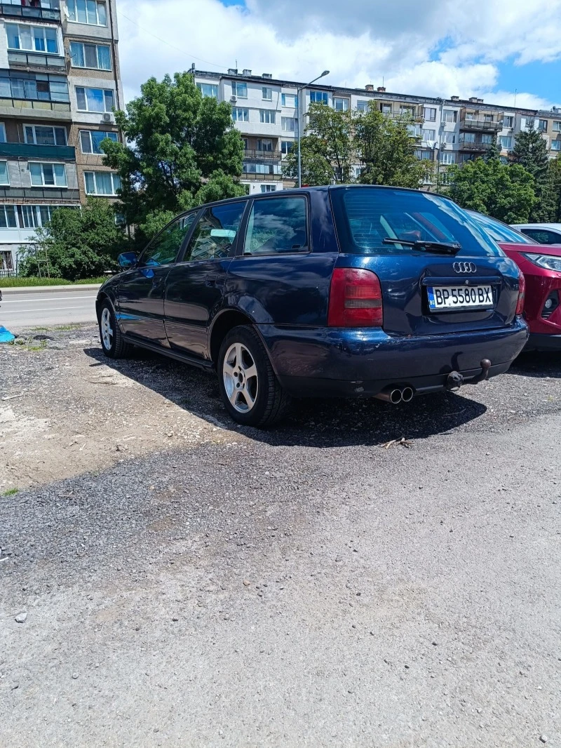 Audi A4, снимка 2 - Автомобили и джипове - 46660380