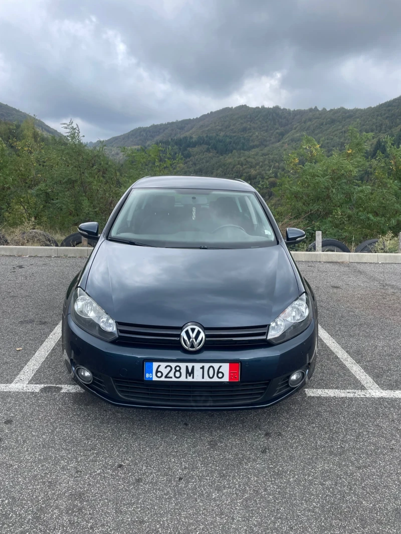 VW Golf 1.6 TDI, снимка 4 - Автомобили и джипове - 47520734