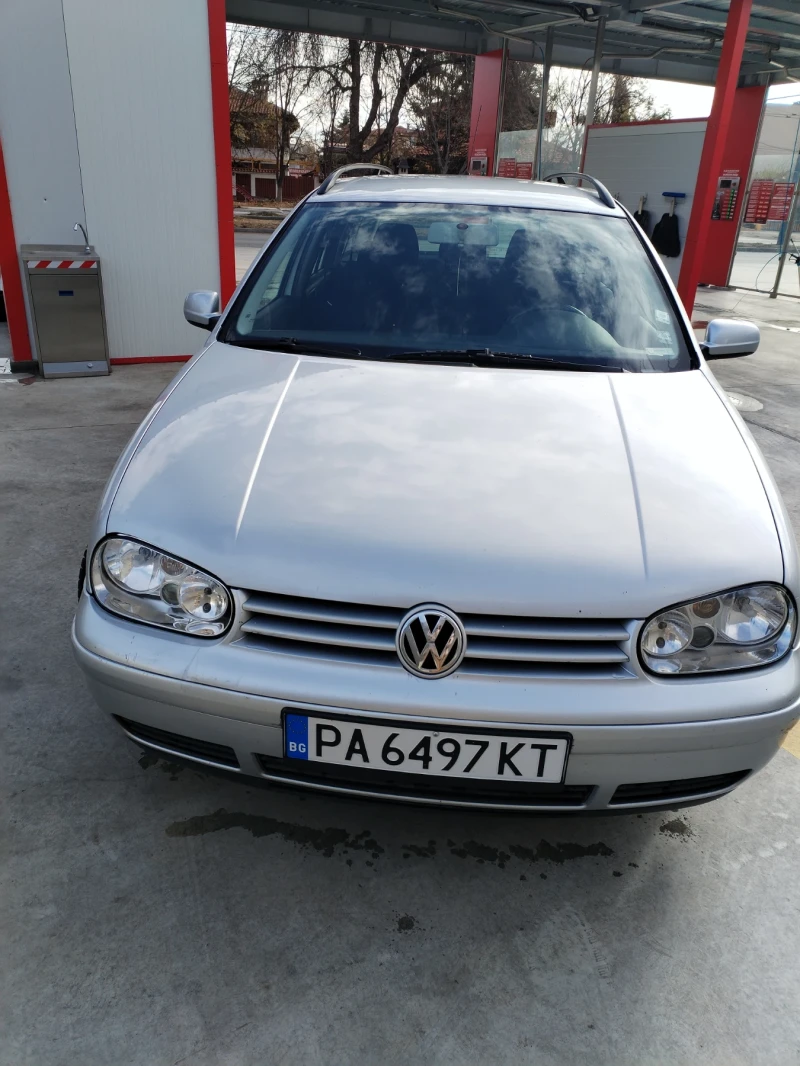 VW Golf, снимка 1 - Автомобили и джипове - 48059438