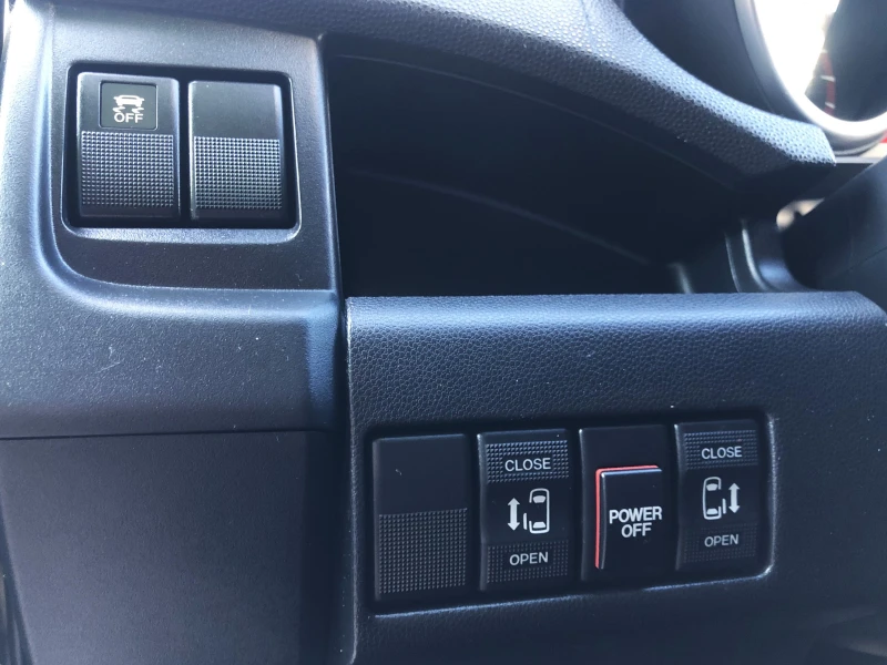 Mazda 5 ШВЕЙЦАРИЯ!!!SPORT!!!АВТОМАТИК!!!, снимка 15 - Автомобили и джипове - 50267051