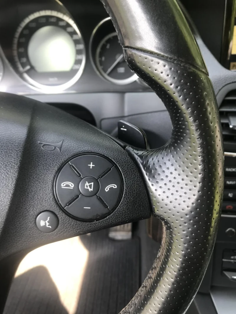 Mercedes-Benz E 350 Купе, снимка 14 - Автомобили и джипове - 52333989