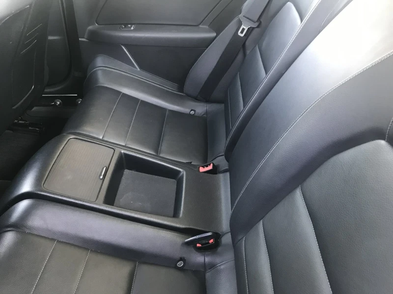 Mercedes-Benz E 350 Купе, снимка 10 - Автомобили и джипове - 52333989