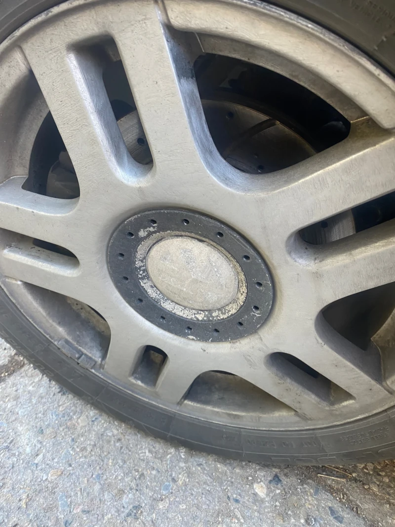 VW Golf 1.9, снимка 7 - Автомобили и джипове - 52217982