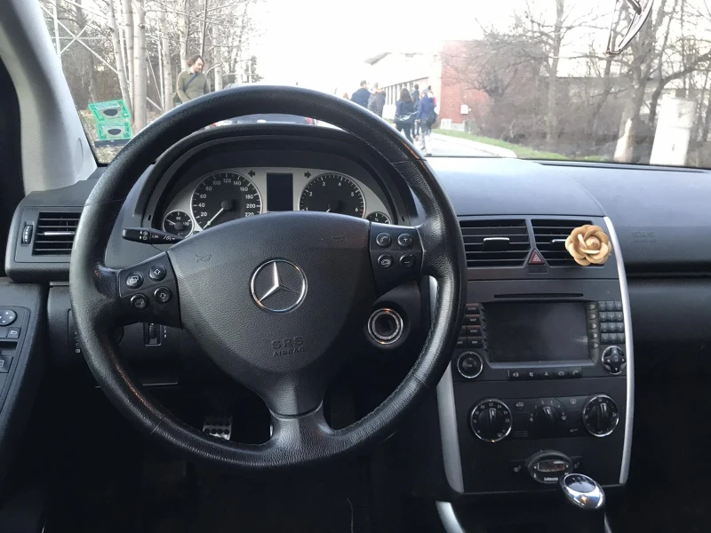 Mercedes-Benz A 200 A200 Turbo, снимка 16 - Автомобили и джипове - 52675536