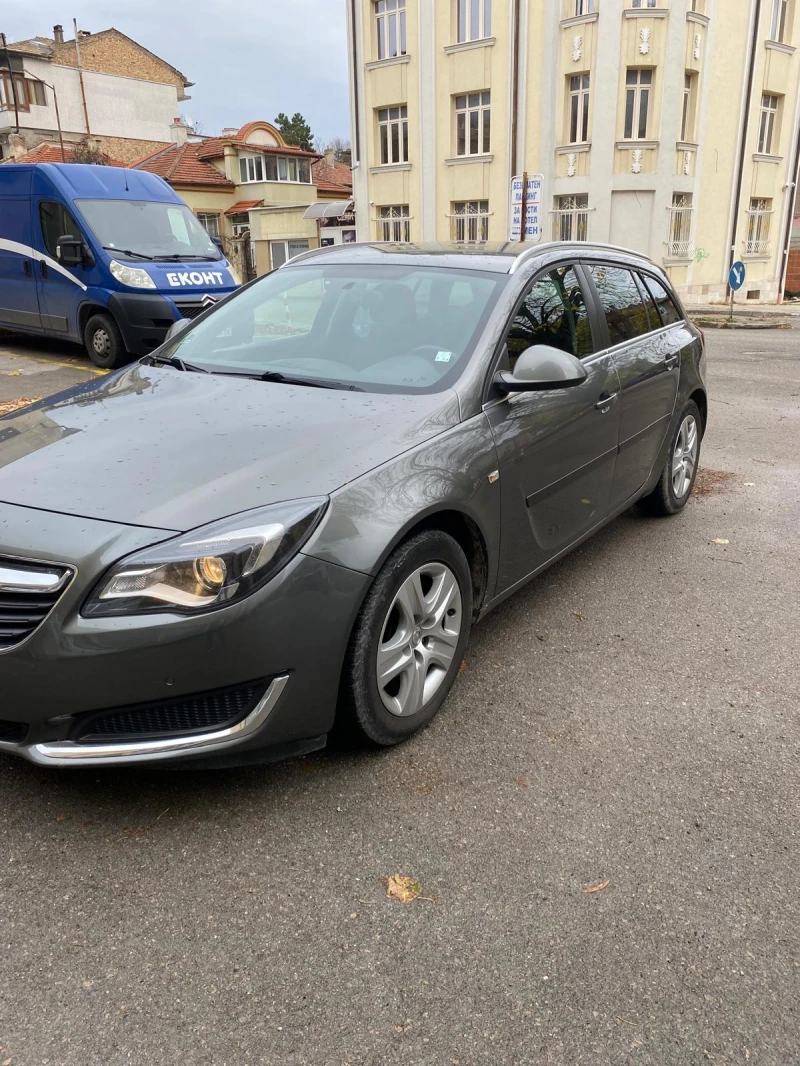 Opel Insignia SPORT TURER, снимка 4 - Автомобили и джипове - 52307959