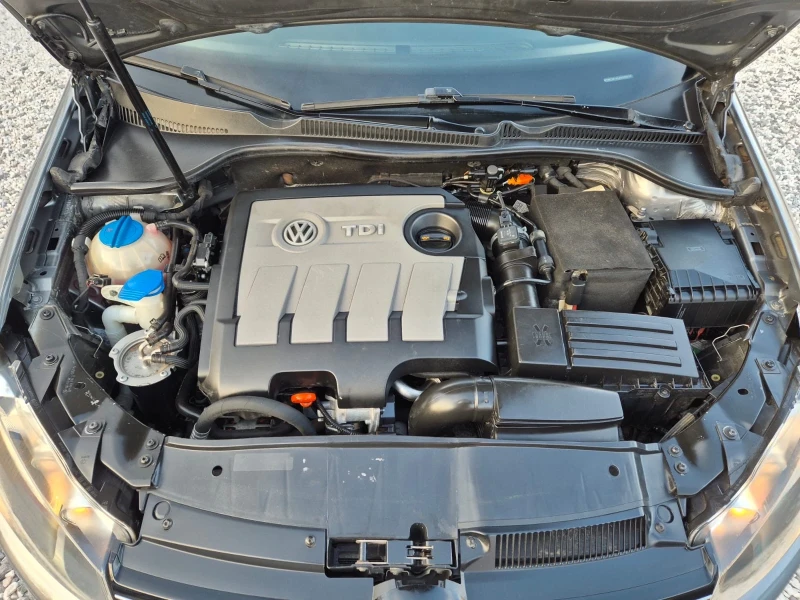 VW Golf, снимка 14 - Автомобили и джипове - 52709814