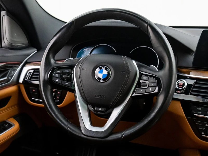 BMW 640 Gran Turismo i xDrive, снимка 16 - Автомобили и джипове - 53404087