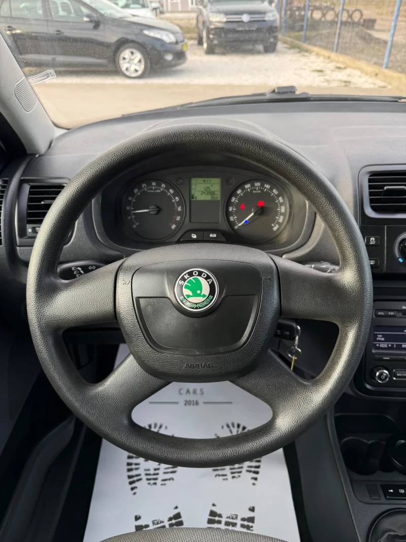 Skoda Roomster 1.6 TDi, снимка 9 - Автомобили и джипове - 53539559