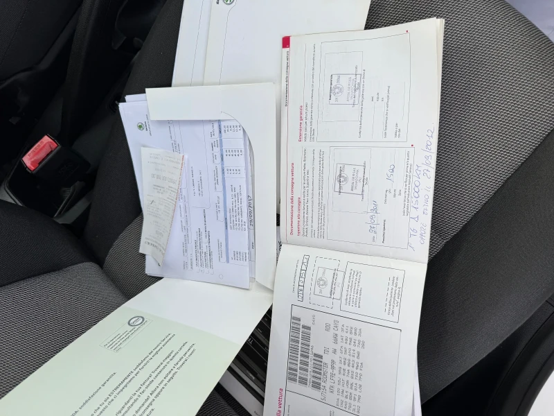 Skoda Roomster 1.6 TDi, снимка 16 - Автомобили и джипове - 53539559