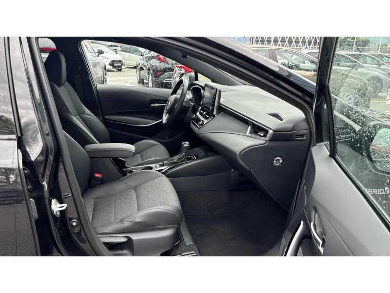 Toyota Corolla TS 1.8HSD EXECUTIVE PLUS, снимка 6 - Автомобили и джипове - 54364672