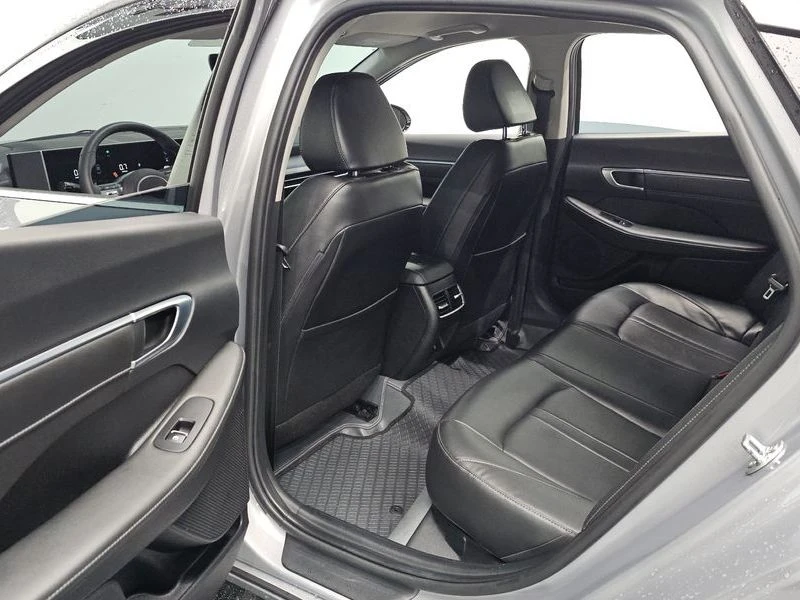 Hyundai Sonata 2.0 Automatic, снимка 16 - Автомобили и джипове - 55658588
