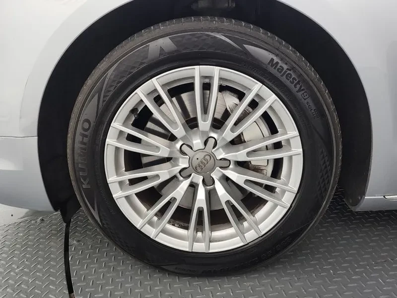 Audi A8 3.0 TDI Quattro - САМО 30% АВАНС, снимка 9 - Автомобили и джипове - 55947864