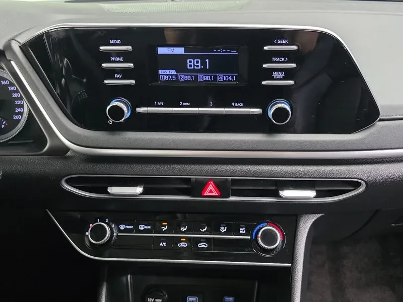 Hyundai Sonata 2.0 LPG - САМО 30% АВАНС, снимка 14 - Автомобили и джипове - 56562860