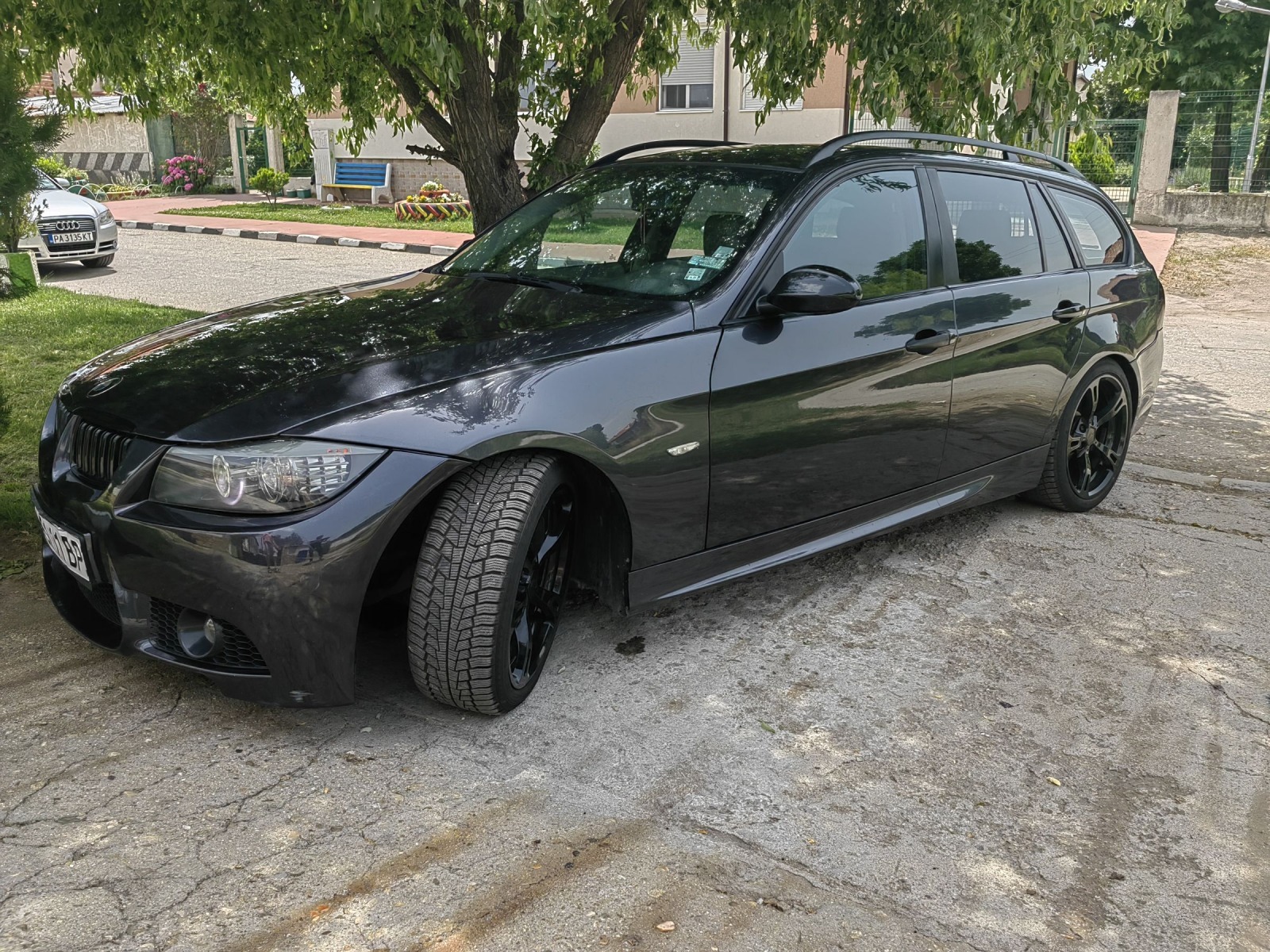 BMW 320  - изображение 2