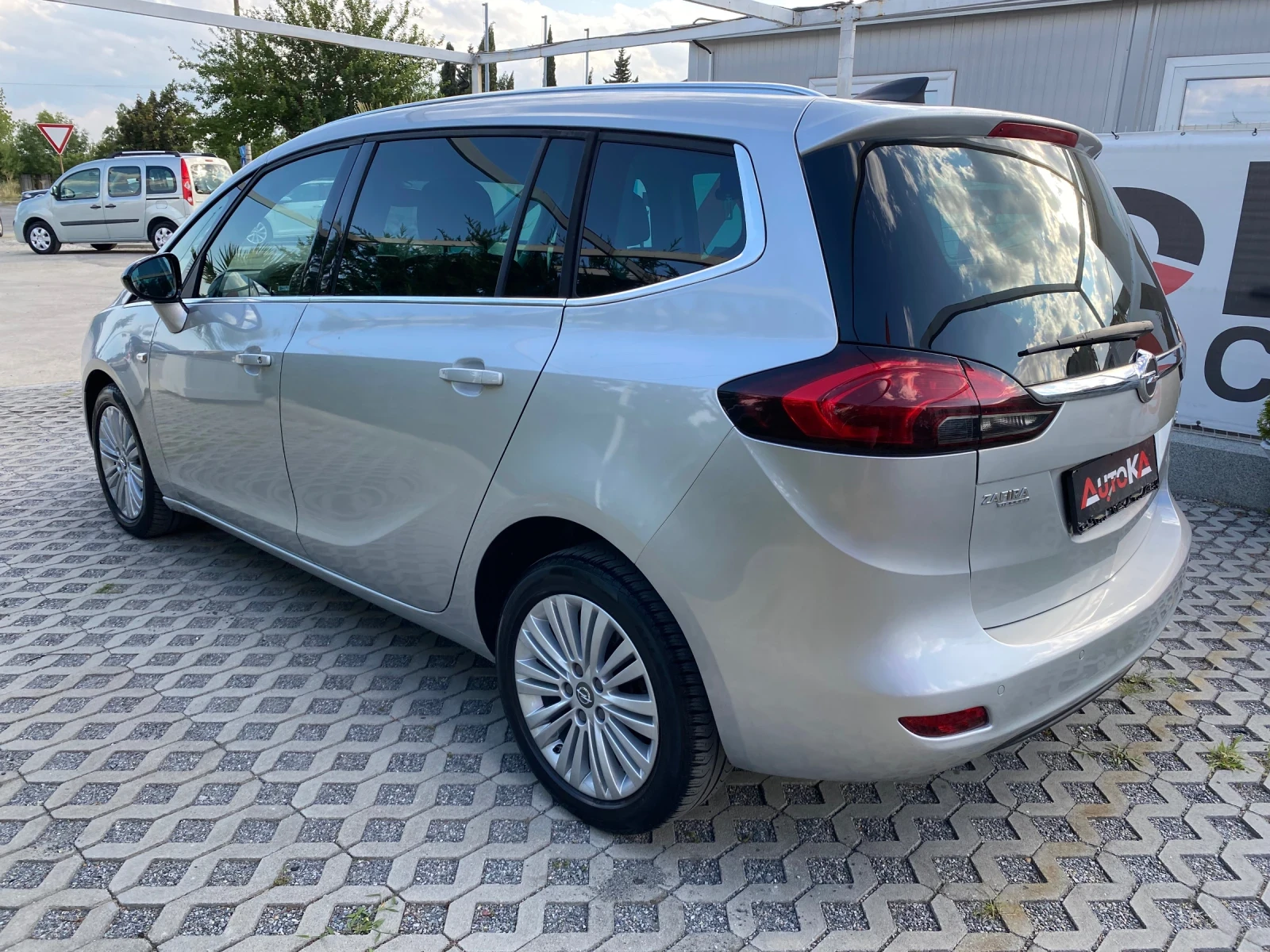 Opel Zafira 1.4T-140кс= 6СК= ФАБРИЧНА ГАЗ= 7МЕСТА= EURO 6B - изображение 5