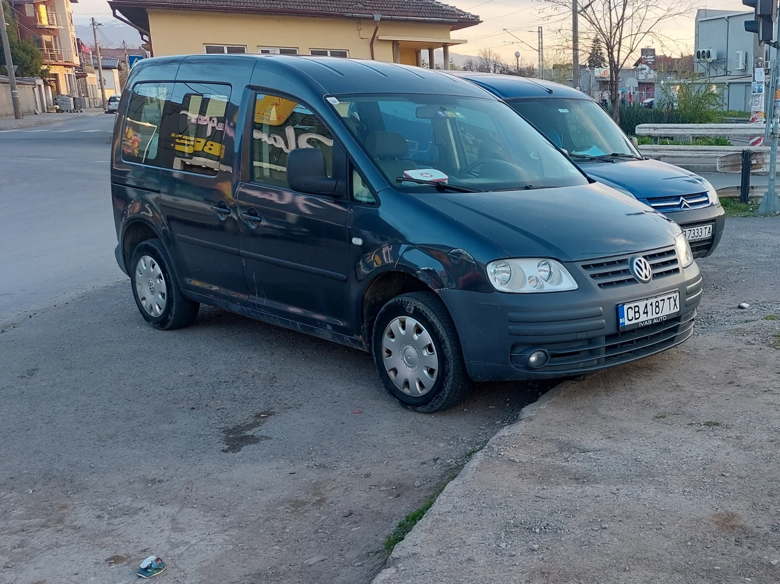 VW Caddy LIFE FAMILY  - изображение 6