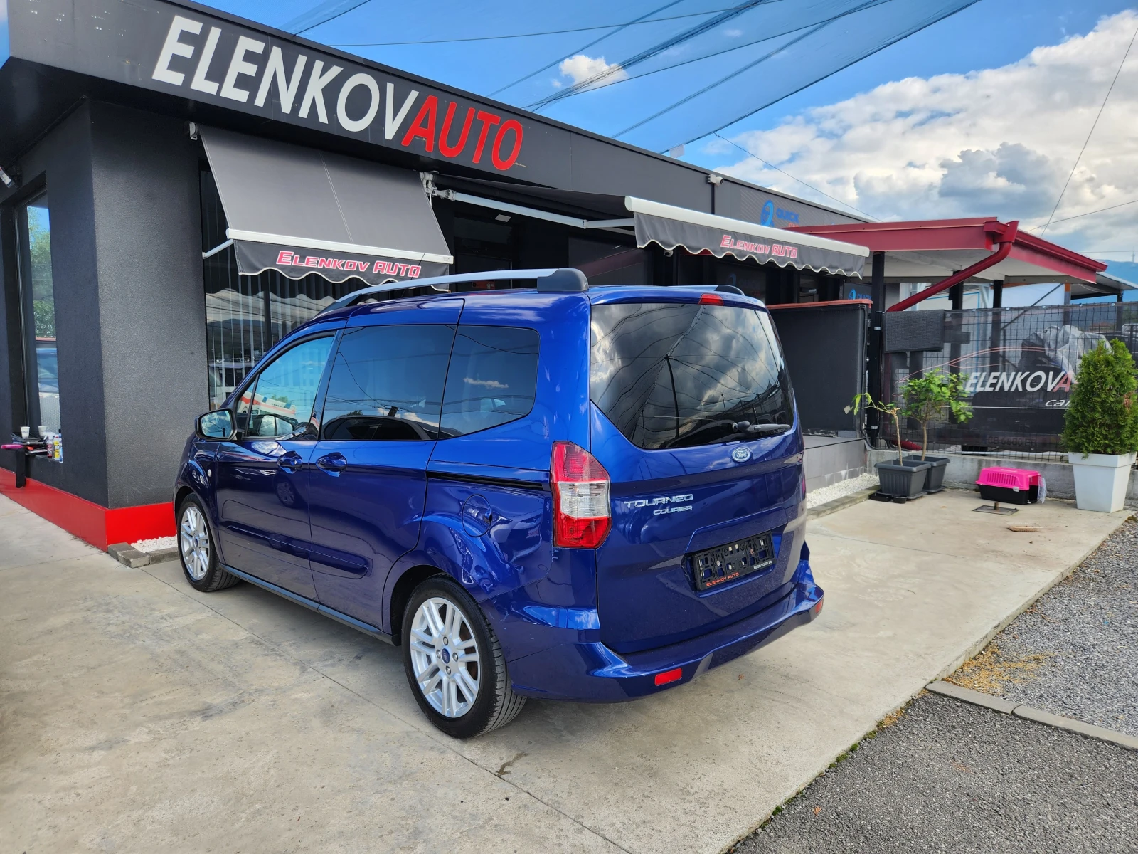 Ford Courier TOURNEO-TITANIUM 1.5 TDCI-75к.с EURO 5b-ШВЕЙЦАРИЯ - изображение 6