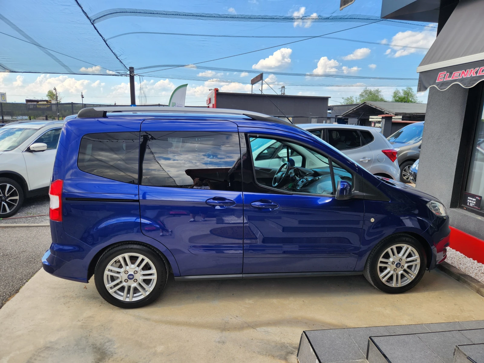 Ford Courier TOURNEO-TITANIUM 1.5 TDCI-75к.с EURO 5b-ШВЕЙЦАРИЯ - изображение 5