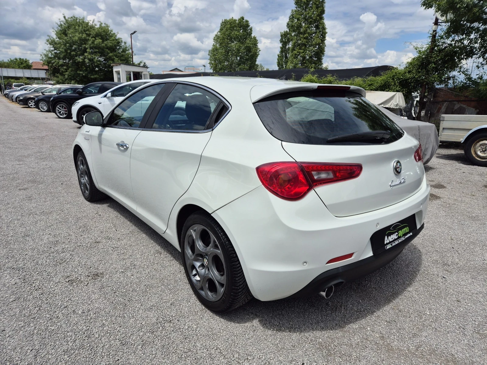 Alfa Romeo Giulietta 1.4-TURBO///Sportiva///EURO6 - изображение 3