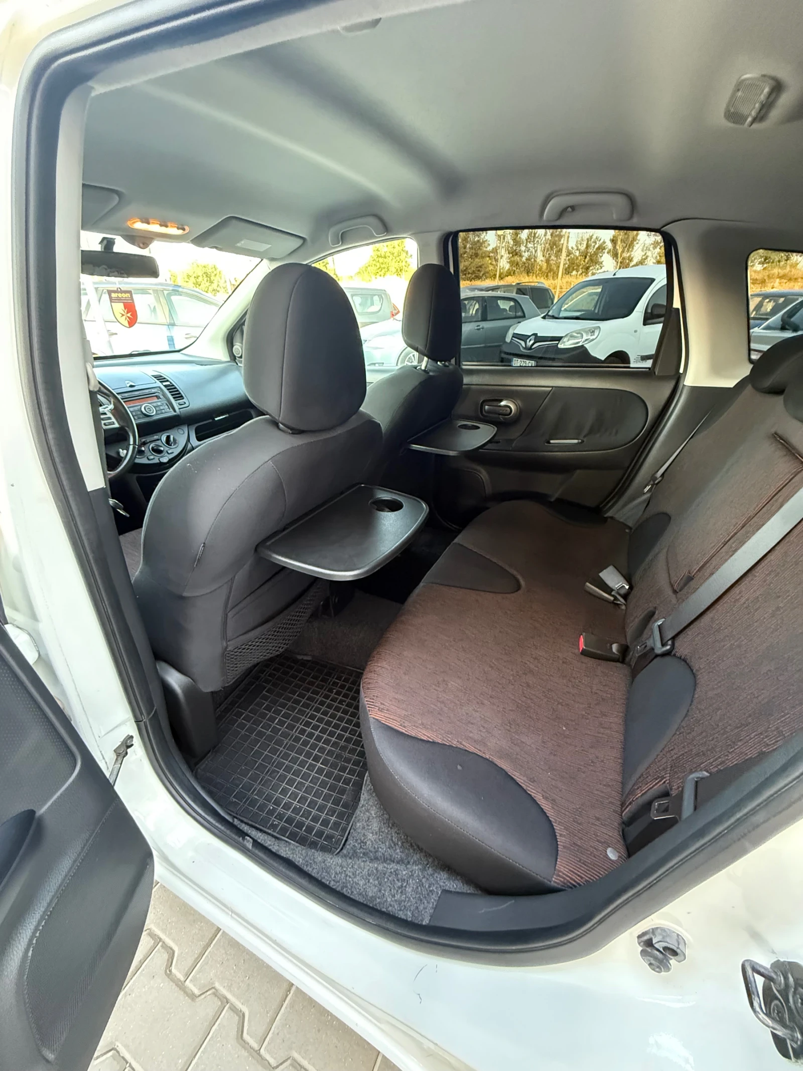 Nissan Note 1.4* Обслужена* Топ* Регистрирана* Клима* Бартер*  - изображение 9