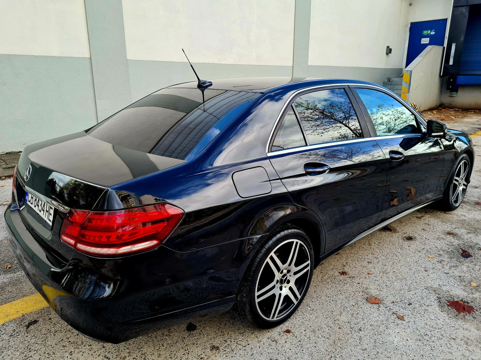 Mercedes-Benz E 200 CDI 7g tronic  FULL LED 18 ЦОЛА КОЖА   - изображение 4