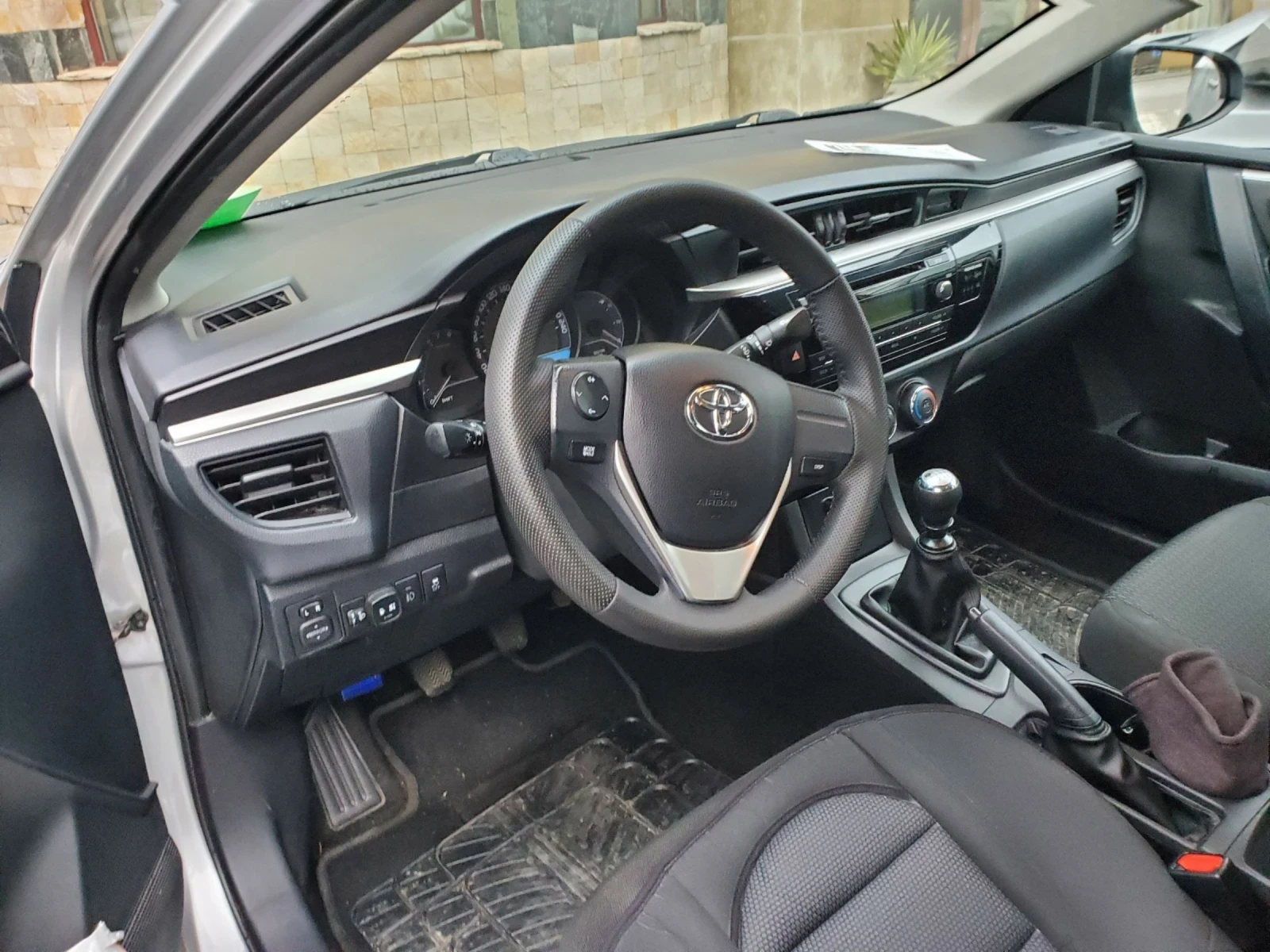 Toyota Corolla 1.33 vvt-i  - изображение 4