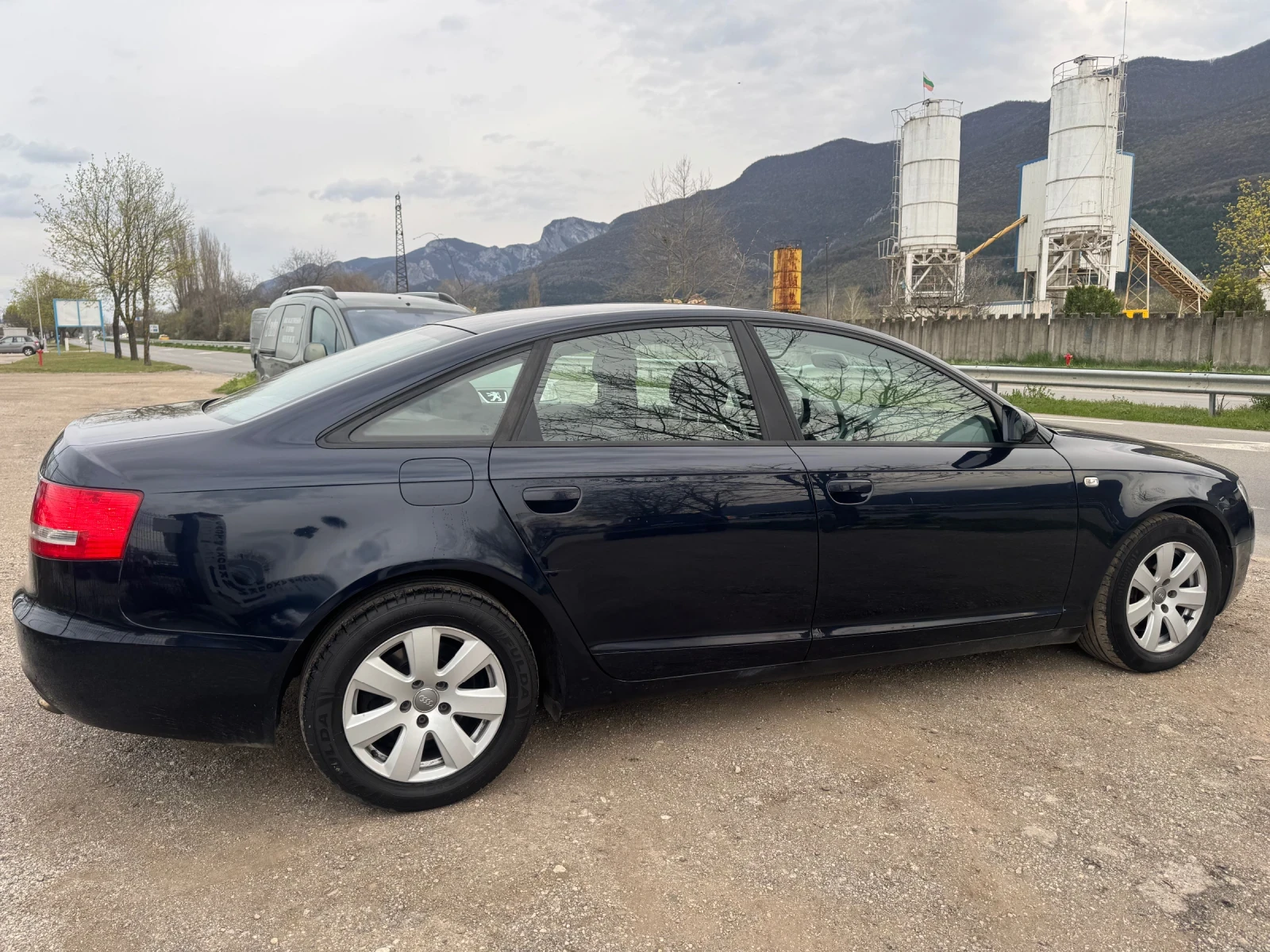 Audi A6 2.7TDI AVT NAVI 4X4 XENON , снимка 8 - Автомобили и джипове - 53973669