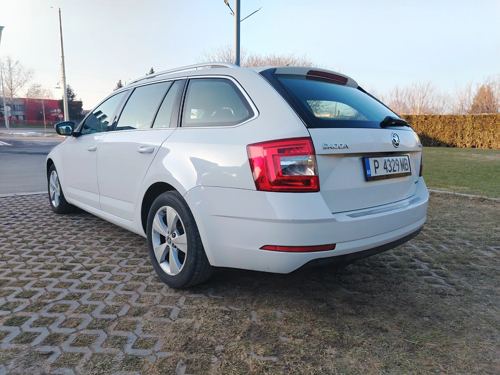 Skoda Octavia  - изображение 10