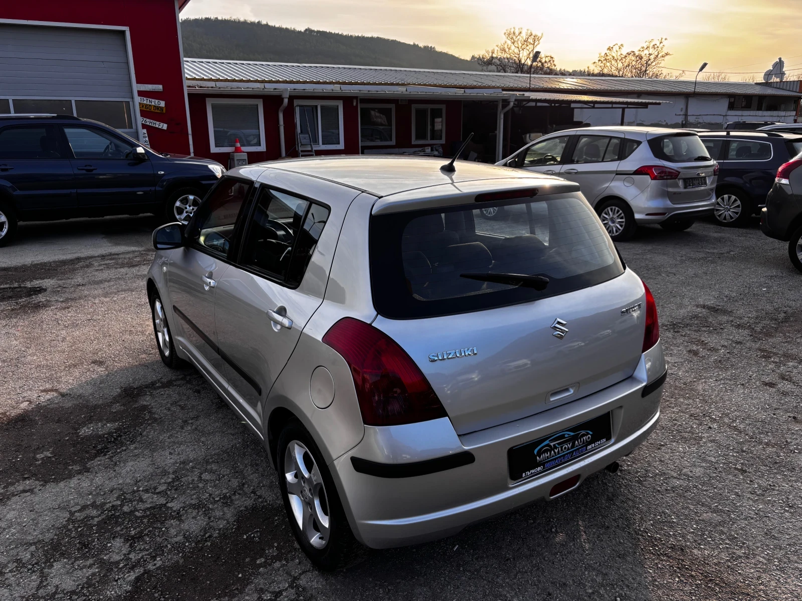 Suzuki Swift 1.3i KLIMATIK/НОВ ВНОС - изображение 5
