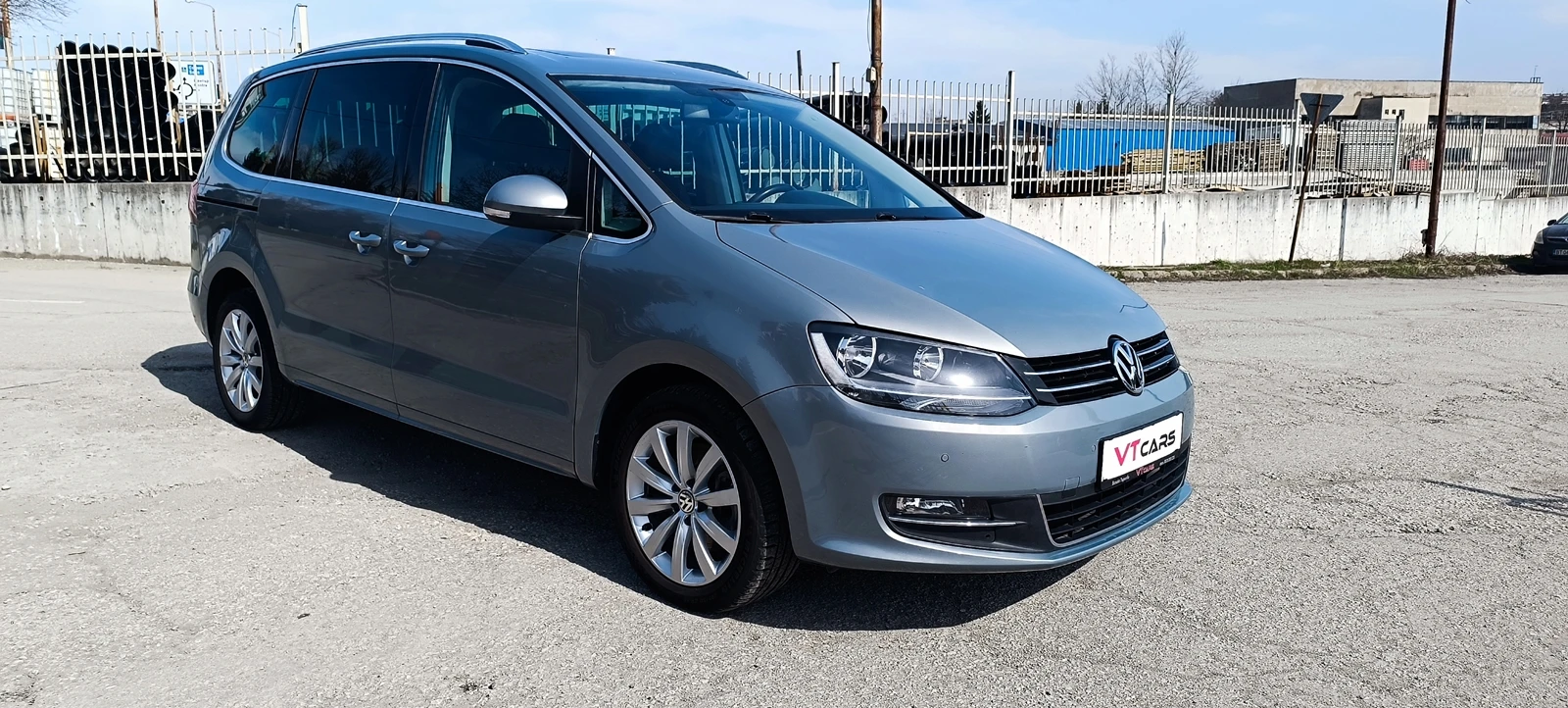 VW Sharan 2.0TDI 7 места, снимка 6 - Автомобили и джипове - 53810614