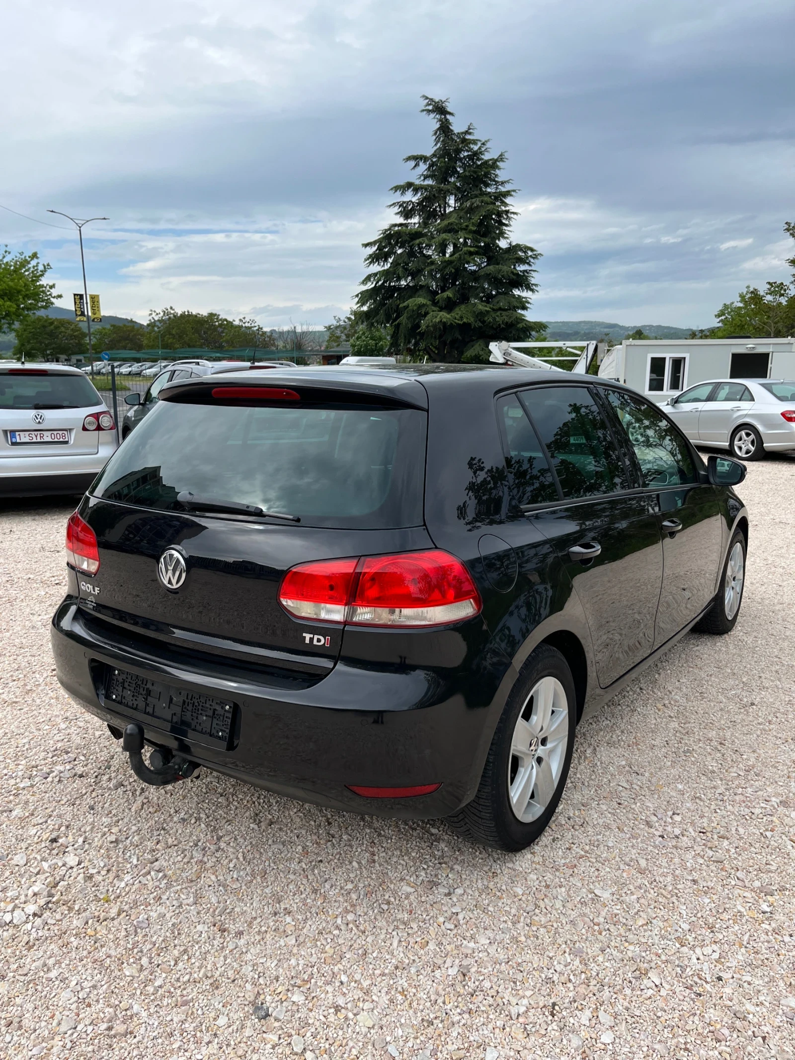 VW Golf, снимка 4 - Автомобили и джипове - 53831645