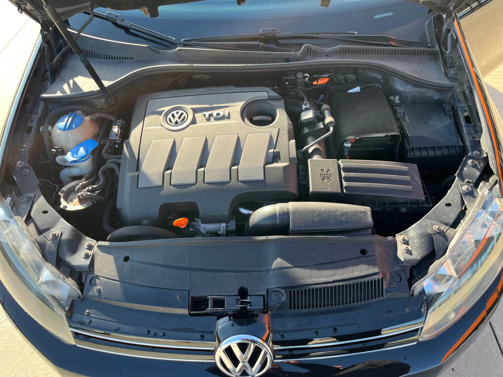 VW Golf, снимка 11 - Автомобили и джипове - 53831645