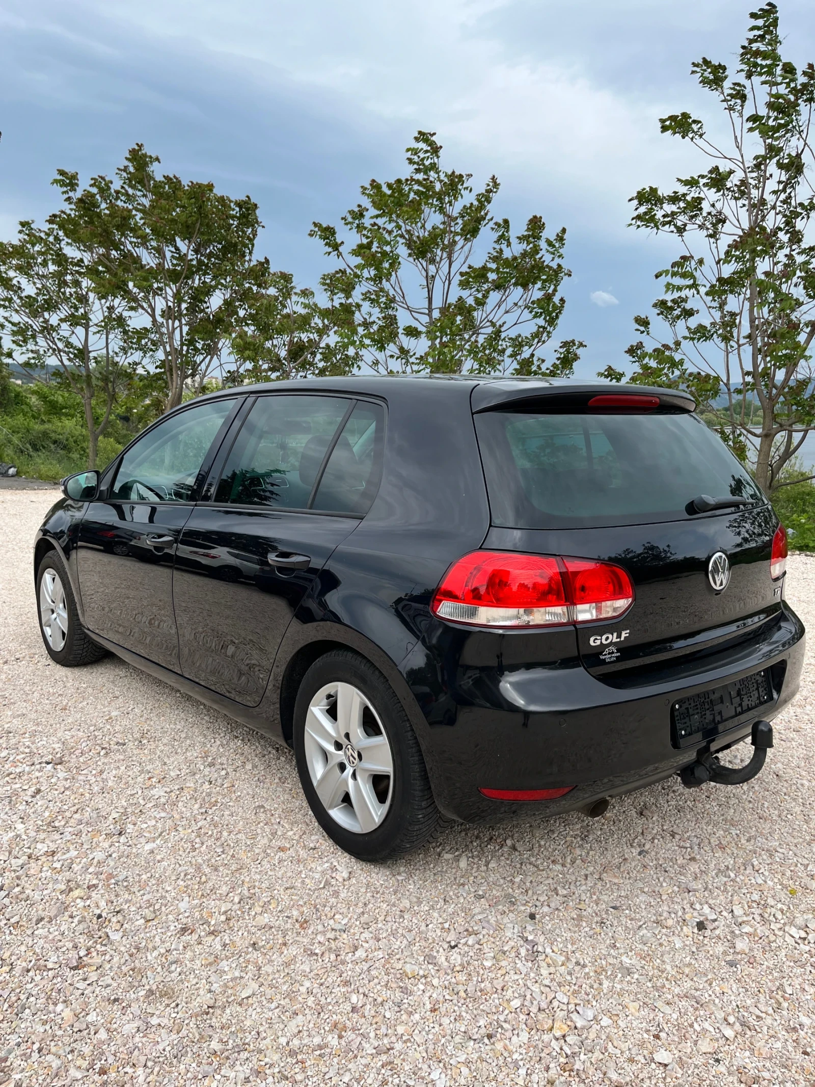 VW Golf, снимка 5 - Автомобили и джипове - 53831645