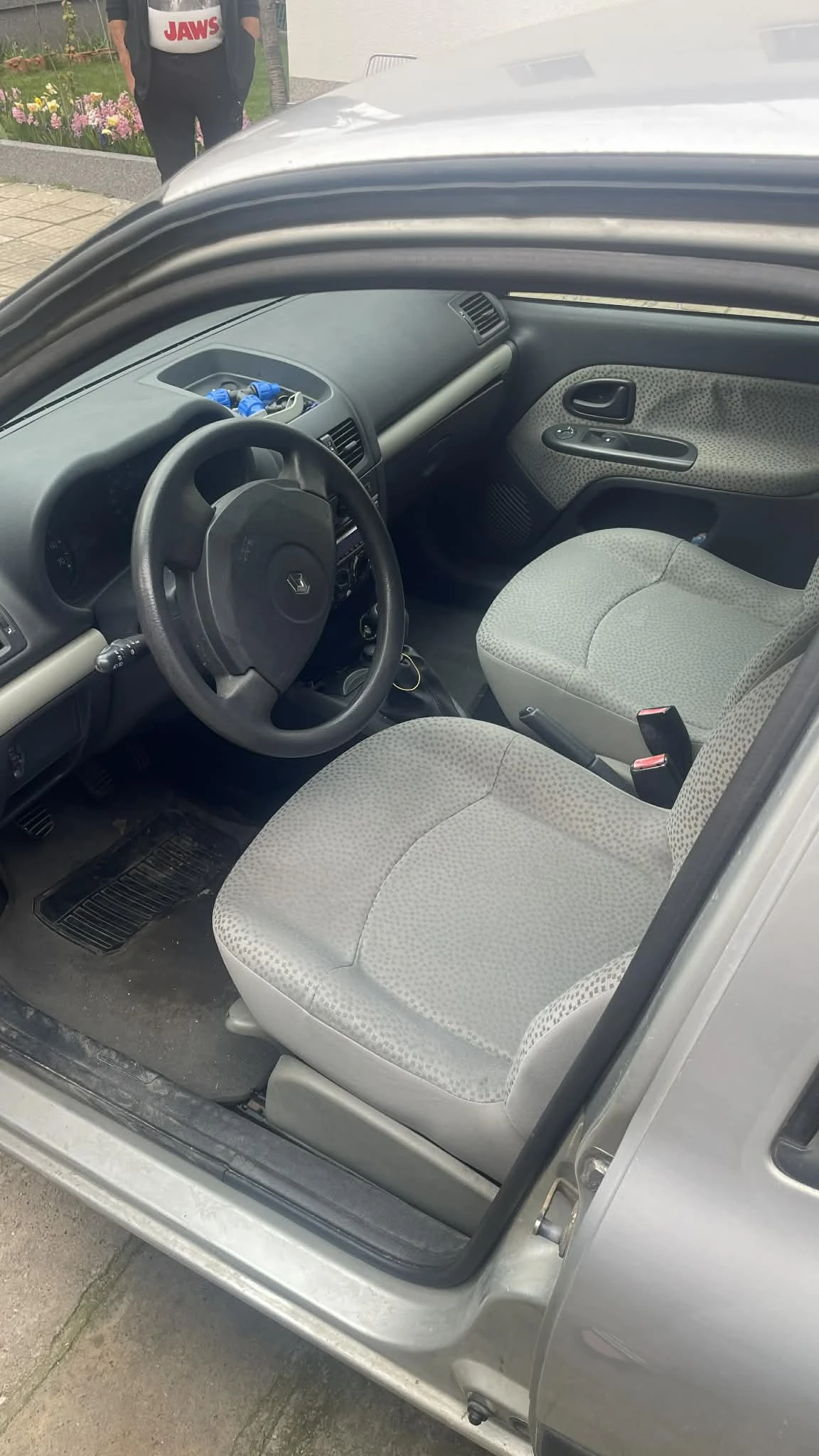 Renault Clio, снимка 9 - Автомобили и джипове - 54030420