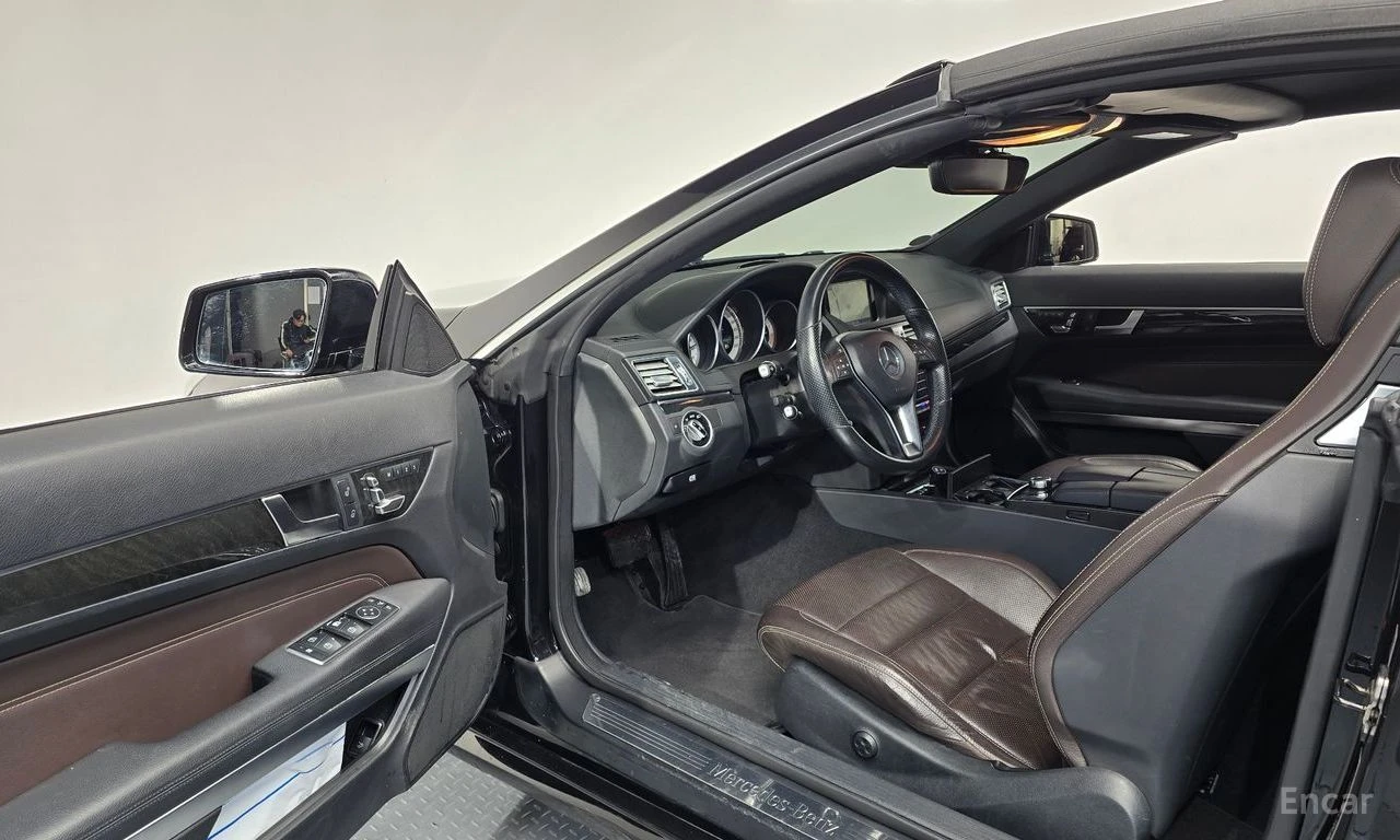 Mercedes-Benz E 400 * КОЖА* ПОДГРЕВ* ОБДУХВАНЕ* КАМЕРА* , снимка 5 - Автомобили и джипове - 54426446