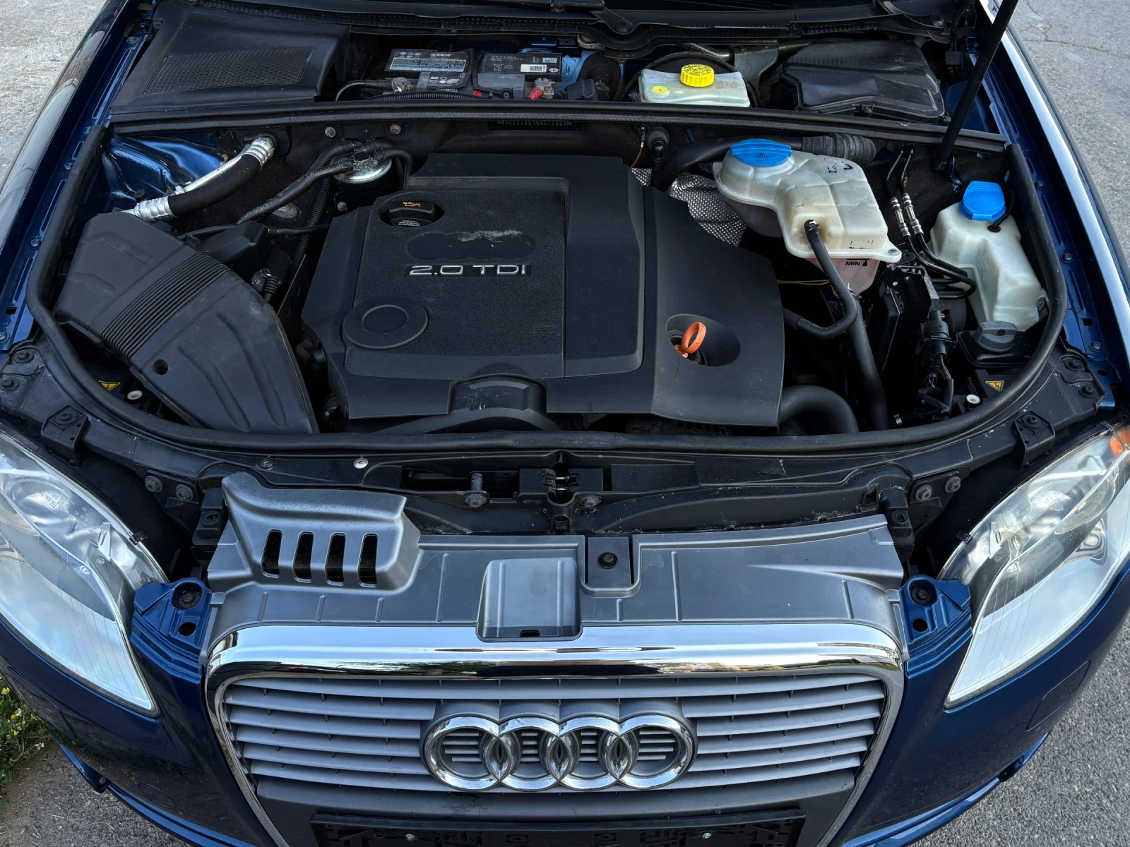 Audi A4 2.0TDI XENON* RECARO* NAVI* , снимка 13 - Автомобили и джипове - 54859468