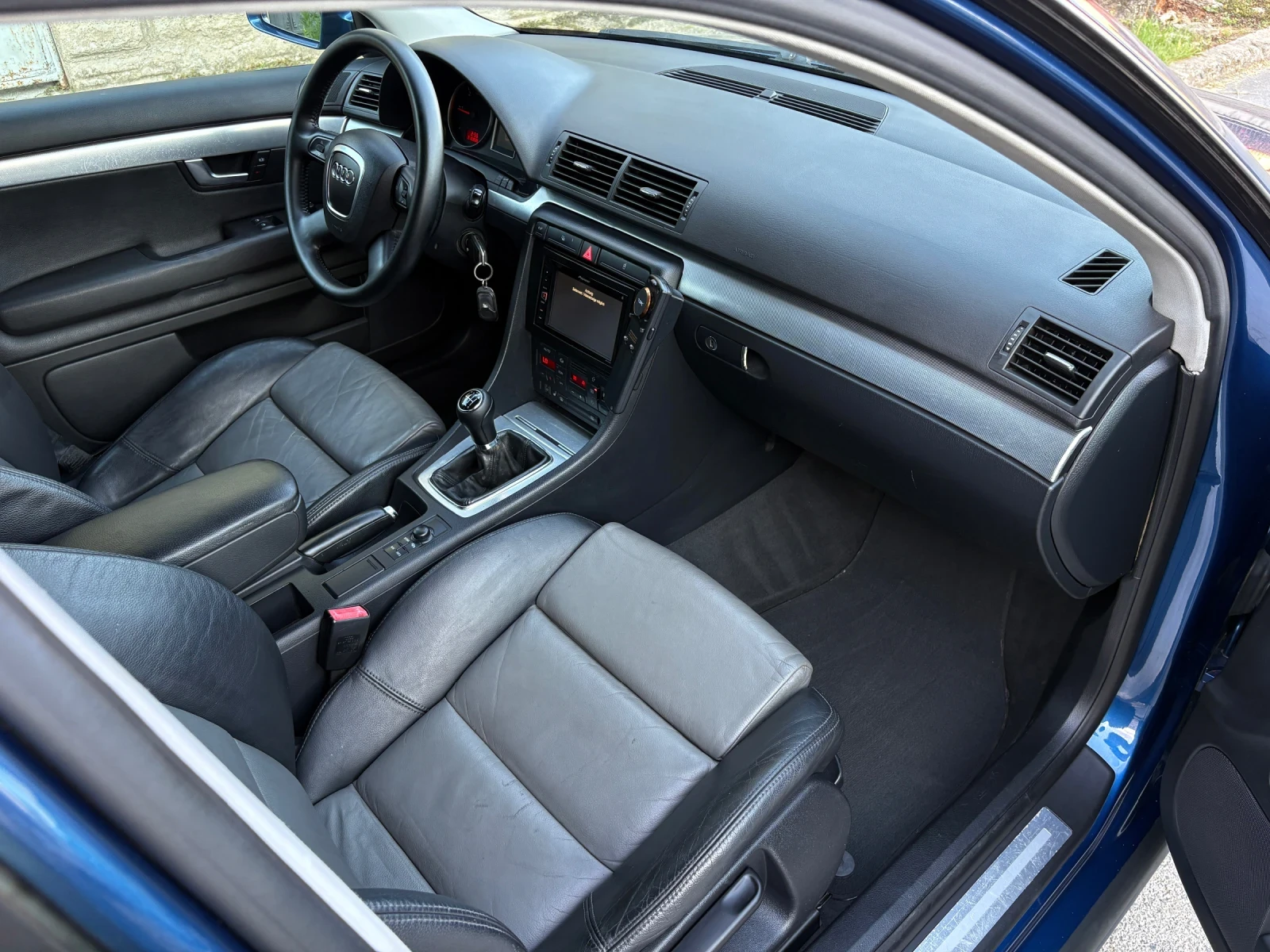 Audi A4 2.0TDI XENON* RECARO* NAVI* , снимка 7 - Автомобили и джипове - 54859468