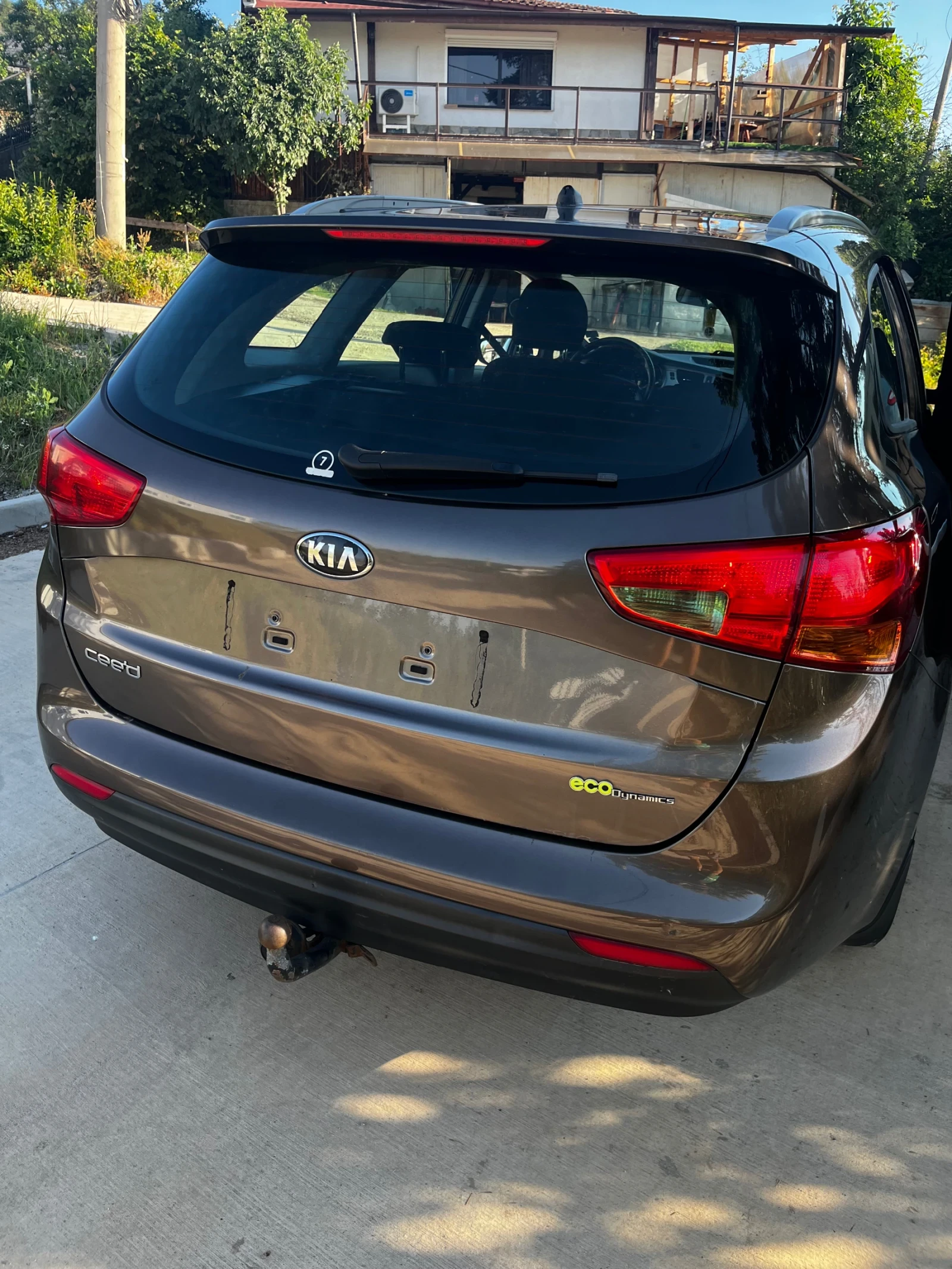 Kia Ceed 1.6D, снимка 5 - Автомобили и джипове - 55140542