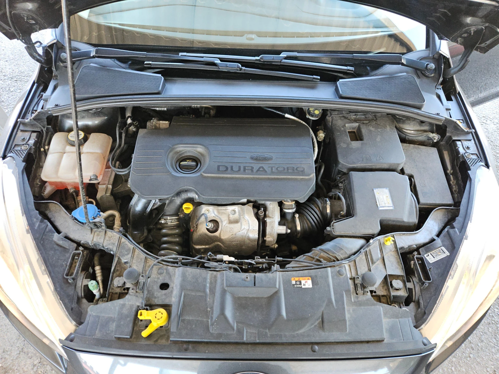 Ford Focus 1.5TDCI/150000км./ОБСЛУЖЕНА/LED/CARPLAY/БЛУТУТ, снимка 8 - Автомобили и джипове - 55585418