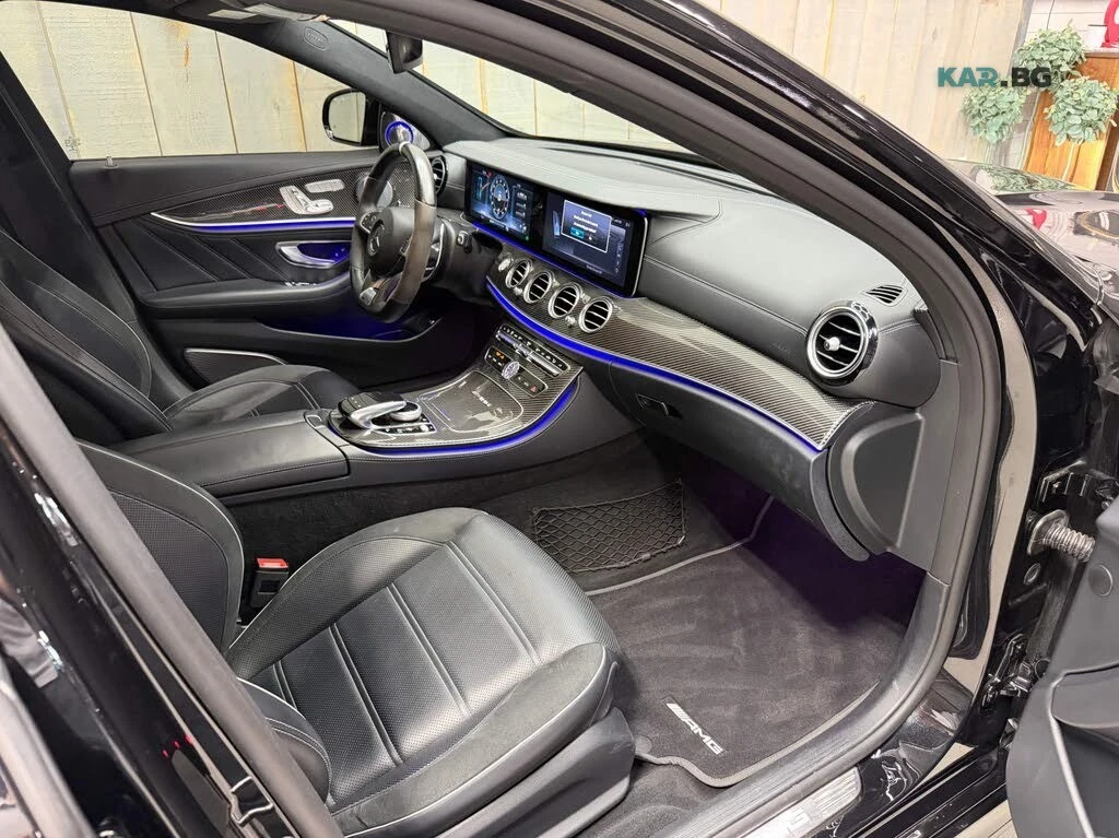 Mercedes-Benz E 63 AMG * 4MATIC* АвтоКредит * (ЦЕНА ДО БГ), снимка 13 - Автомобили и джипове - 55325736