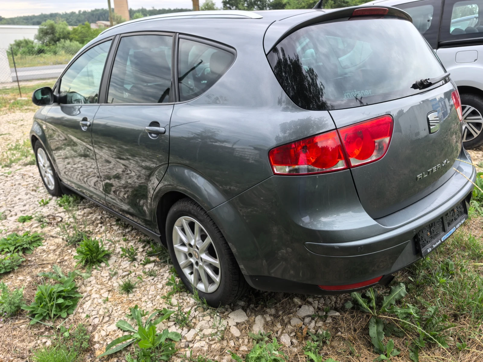 Seat Altea XL ПЕРФЕКТНО СЪСТОЯНИЕ , снимка 4 - Автомобили и джипове - 55427900